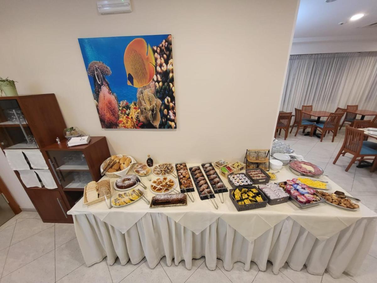 Hotel Savana Rimini Extérieur photo